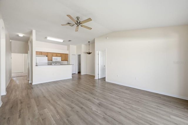 7631 MERCHANTVILLE CIRCLE, Zephyrhills, FL 33540