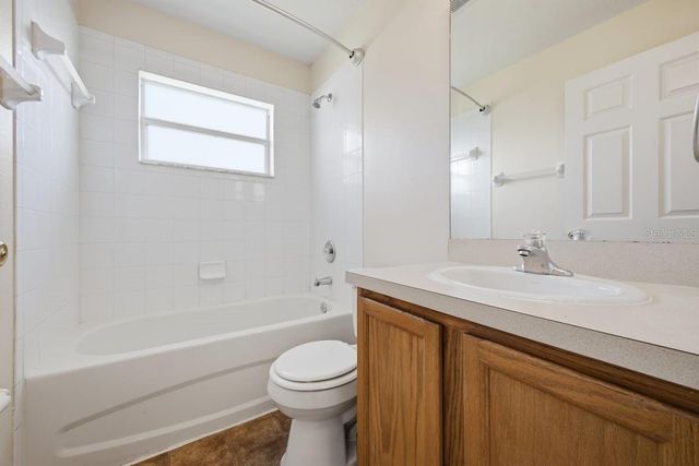 7631 MERCHANTVILLE CIRCLE, Zephyrhills, FL 33540