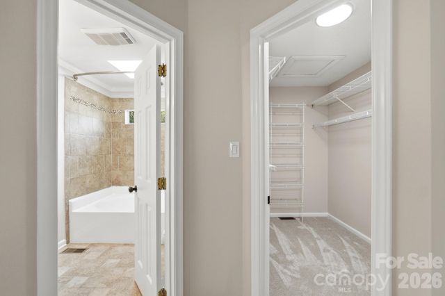 2106 Caleo Circle, Charlotte, NC 28270