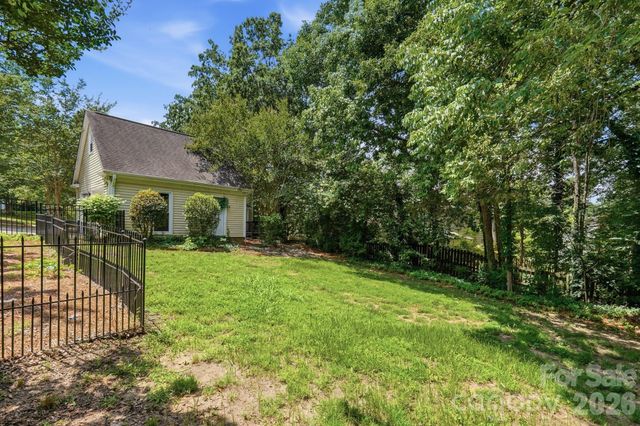 2106 Caleo Circle, Charlotte, NC 28270