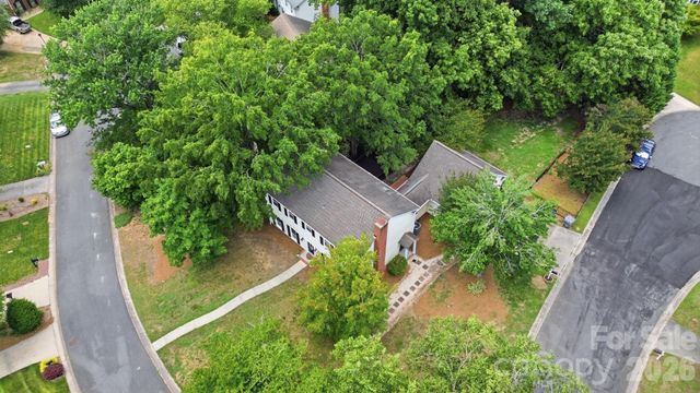 2106 Caleo Circle, Charlotte, NC 28270