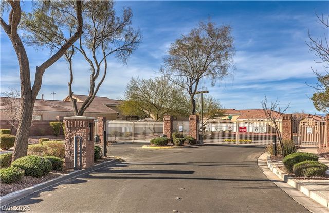 8604 Lakota Street, Las Vegas, NV 89123