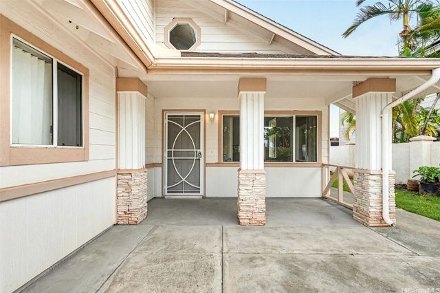 94-612 Lumiauau Street, Waipahu, HI 96797