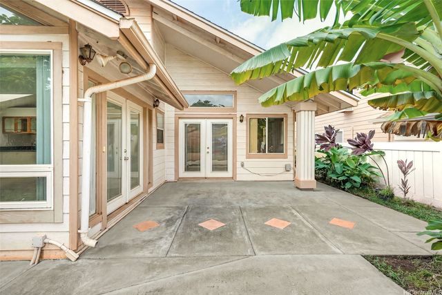 94-612 Lumiauau Street, Waipahu, HI 96797