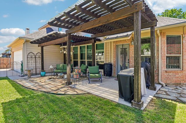 2220 Columbia Drive, Flower Mound, TX 75022