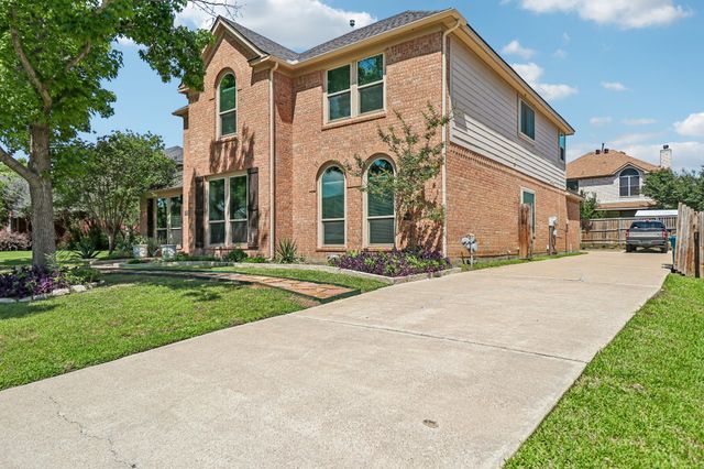 2220 Columbia Drive, Flower Mound, TX 75022