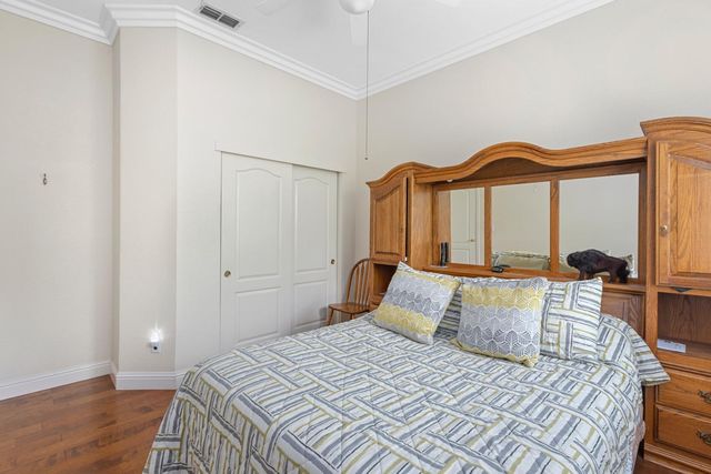 8383 Oakwood Hills Cir, Citrus Heights, CA 95610