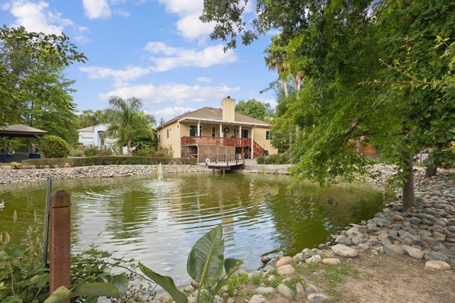 8383 Oakwood Hills Cir, Citrus Heights, CA 95610