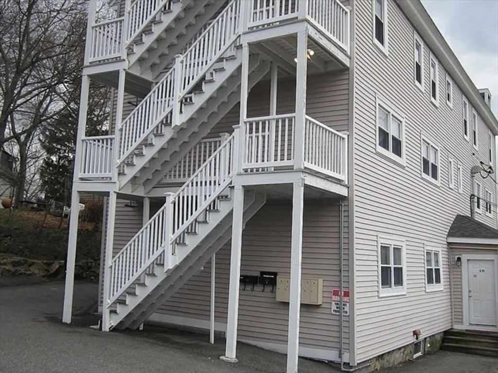 6R Salem Street 6, Woburn, MA 01801
