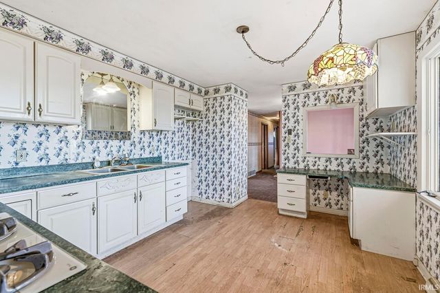 28807 Oakwood Place, Elkhart, IN 46514