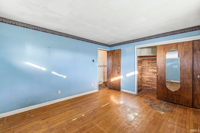 28807 Oakwood Place, Elkhart, IN 46514