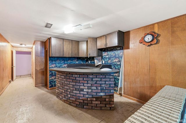 28807 Oakwood Place, Elkhart, IN 46514