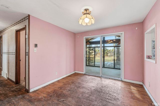 28807 Oakwood Place, Elkhart, IN 46514