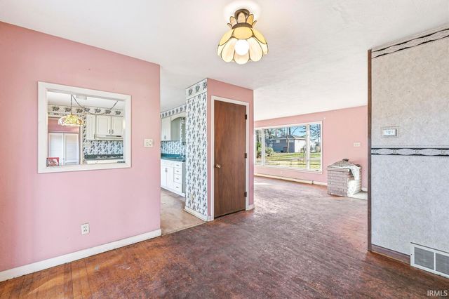 28807 Oakwood Place, Elkhart, IN 46514