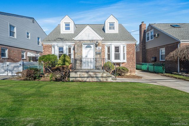 48 Winthrop Street, New Hyde Park, NY 11040