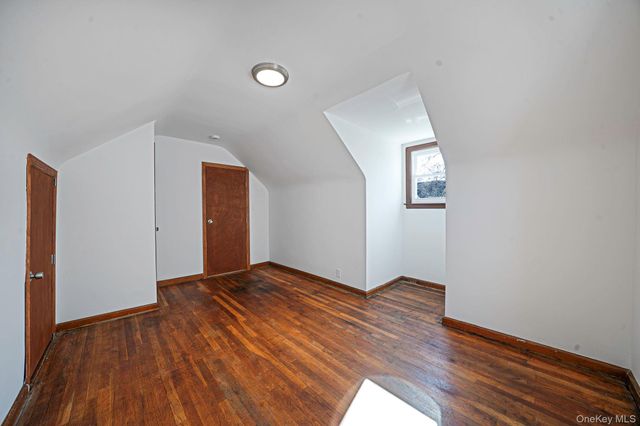 48 Winthrop Street, New Hyde Park, NY 11040