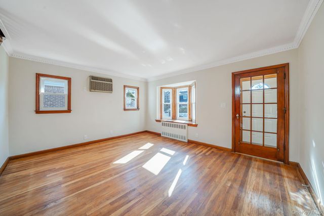 48 Winthrop Street, New Hyde Park, NY 11040