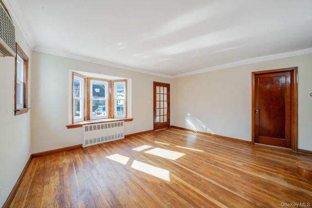 48 Winthrop Street, New Hyde Park, NY 11040