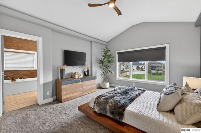6610 S 209 Street, Elkhorn, NE 68022