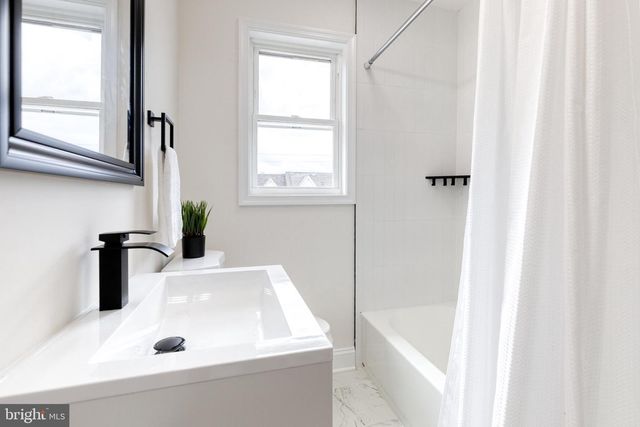 6854 DUNBAR RD, Baltimore, MD 21222