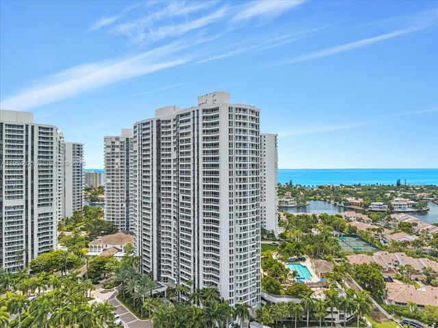 21055 Yacht Club Drive 802, Aventura, FL 33180