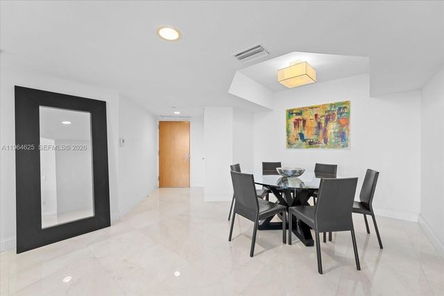 21055 Yacht Club Drive 802, Aventura, FL 33180