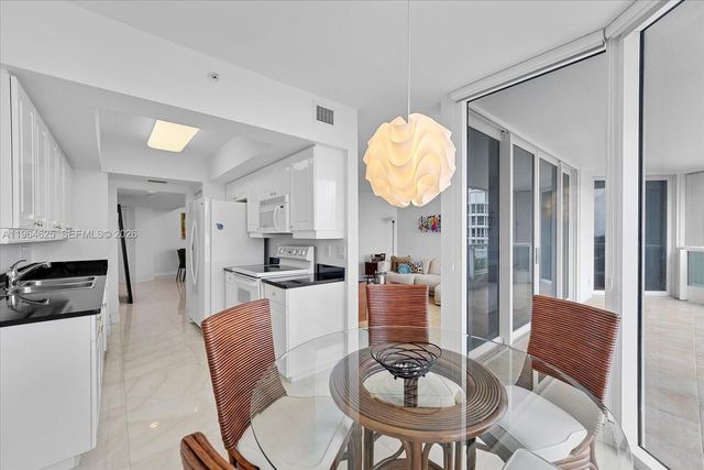21055 Yacht Club Drive 802, Aventura, FL 33180