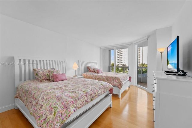 21055 Yacht Club Drive 802, Aventura, FL 33180
