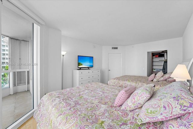 21055 Yacht Club Drive 802, Aventura, FL 33180