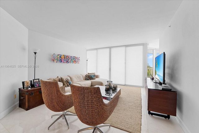 21055 Yacht Club Drive 802, Aventura, FL 33180