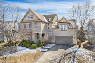 11253 Victoria Lane, Huntley, IL 60142