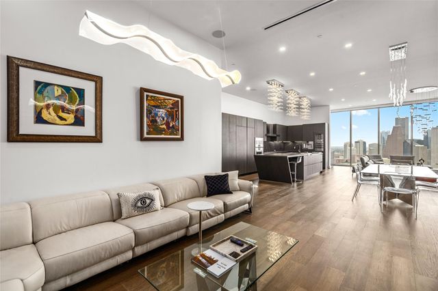 1711 Allen Parkway 3302, Houston, TX 77019