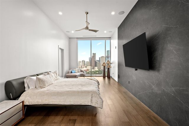 1711 Allen Parkway 3302, Houston, TX 77019