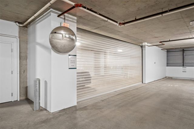 1711 Allen Parkway 3302, Houston, TX 77019