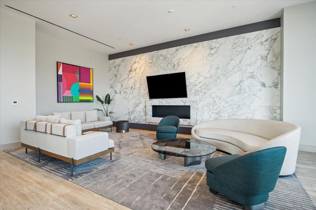 1711 Allen Parkway 3302, Houston, TX 77019