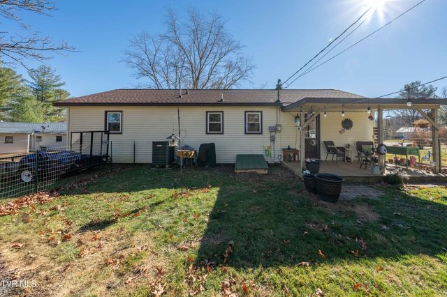 626 Hospital Hill Road, Mountain City, TN 37683