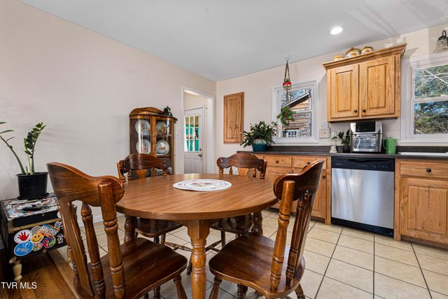 626 Hospital Hill Road, Mountain City, TN 37683