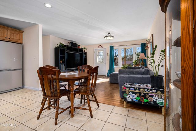 626 Hospital Hill Road, Mountain City, TN 37683