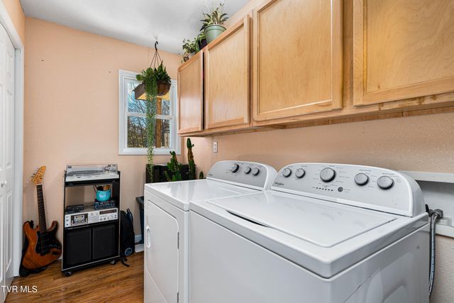 626 Hospital Hill Road, Mountain City, TN 37683