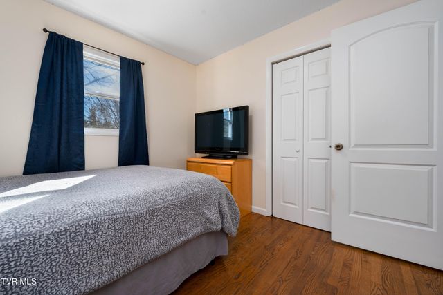 626 Hospital Hill Road, Mountain City, TN 37683