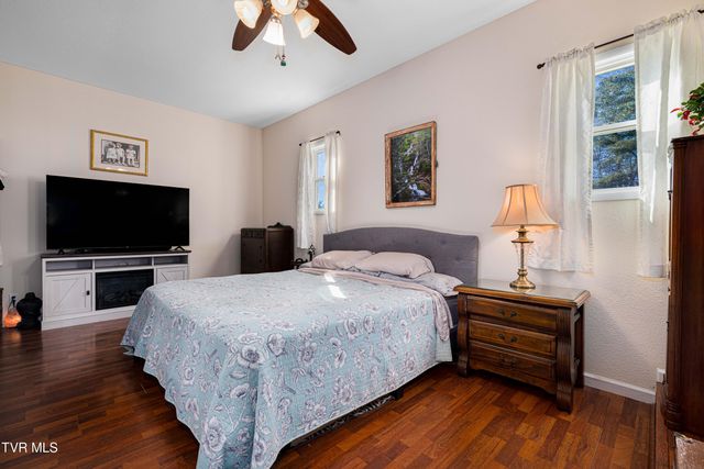 626 Hospital Hill Road, Mountain City, TN 37683