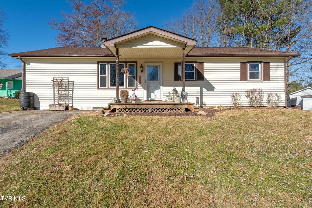 626 Hospital Hill Road, Mountain City, TN 37683