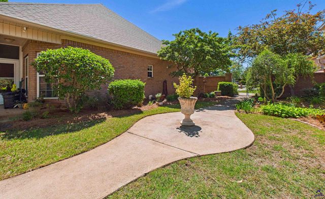 110 Bartlett Way, Centerville, GA 31028