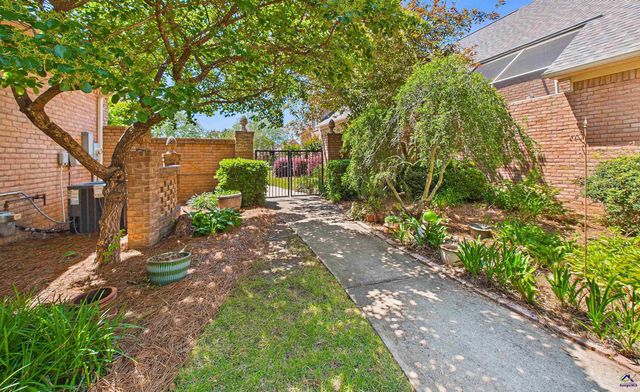 110 Bartlett Way, Centerville, GA 31028