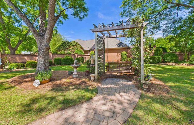 110 Bartlett Way, Centerville, GA 31028