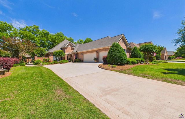 110 Bartlett Way, Centerville, GA 31028