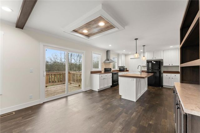 719 Kelly Bridge Road, Dawsonville, GA 30534