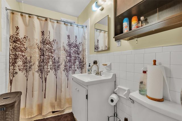 100 W 121 Street 61, New York (manhattan), NY 10027