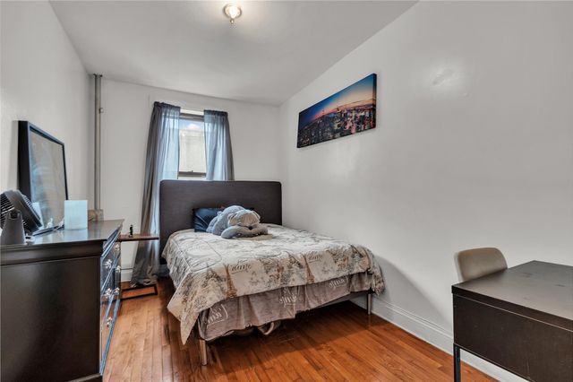 100 W 121 Street 61, New York (manhattan), NY 10027