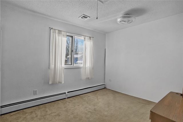 25 Ivy Hollow Court, Cranston, RI 02921